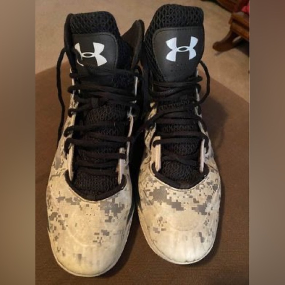 Under Armour Charged
